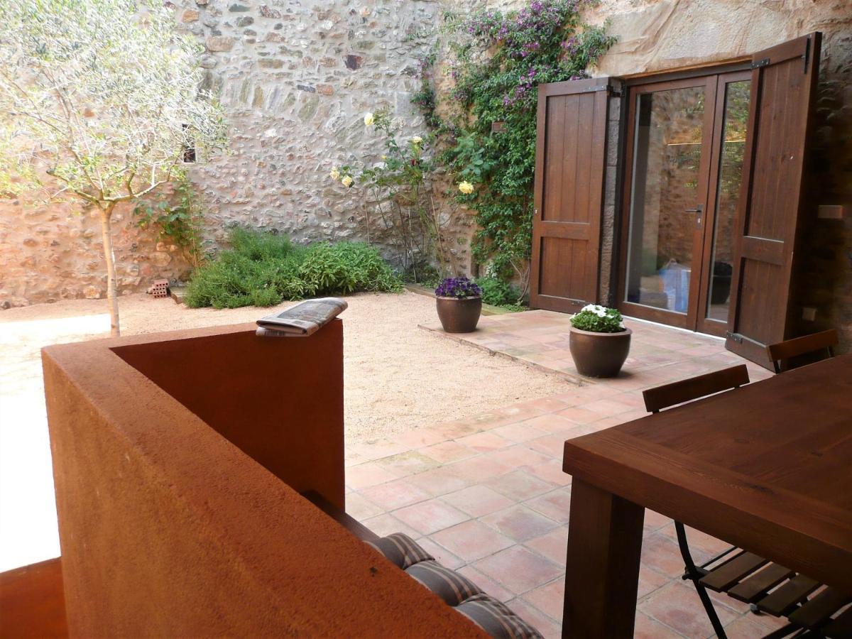 Monells - Casa Rural - Can Felip Exterior foto