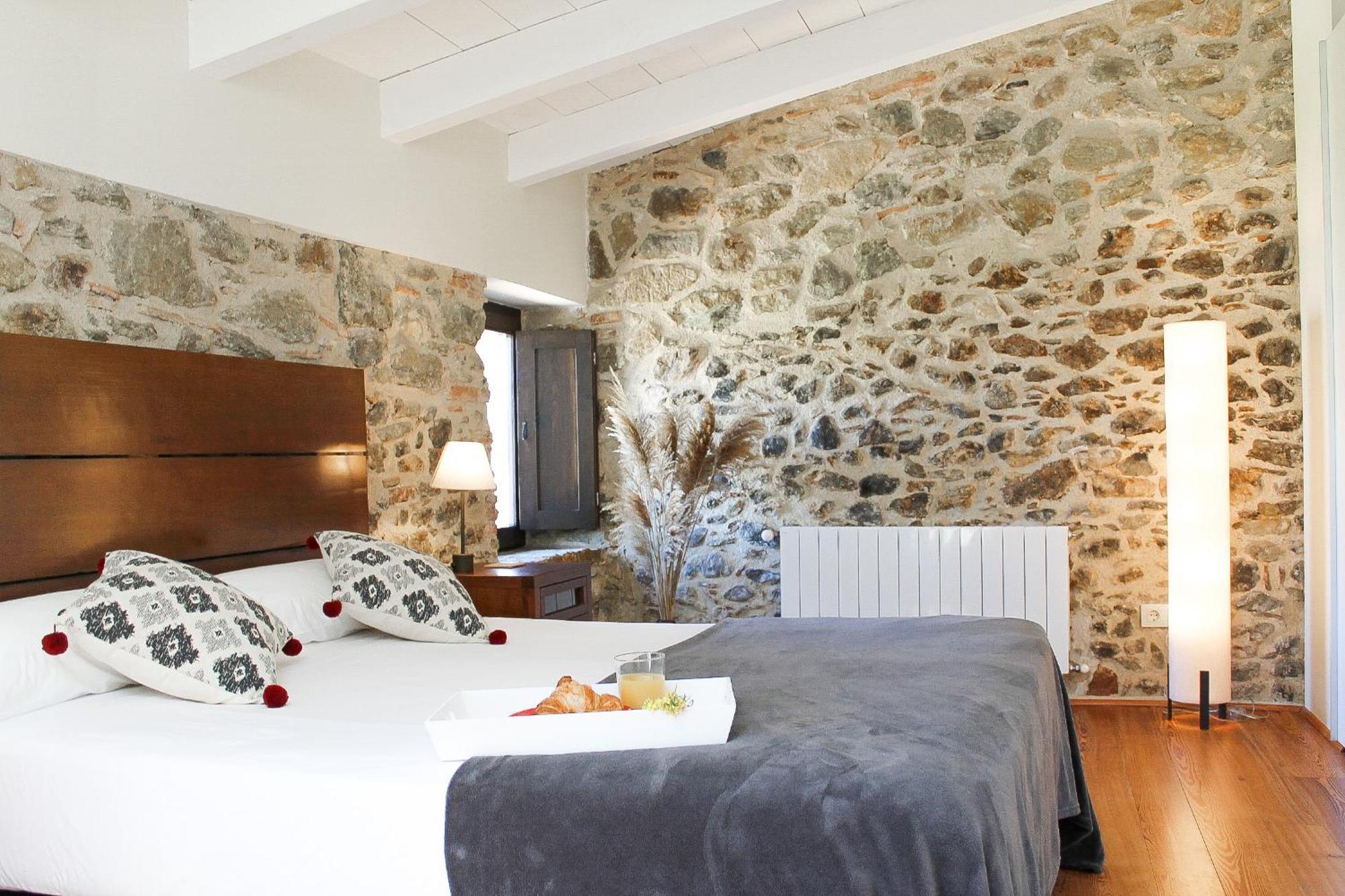 Monells - Casa Rural - Can Felip Exterior foto